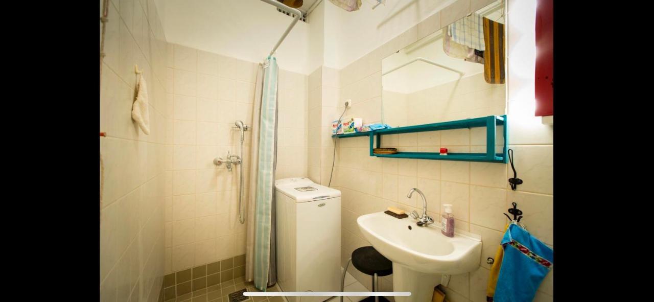 Cosy Art Flats In Central Apartment *